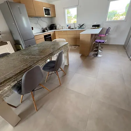 Magnifique 90m2 Neuf 2-6 Pers A 700m Porteau Διαμέρισμα *